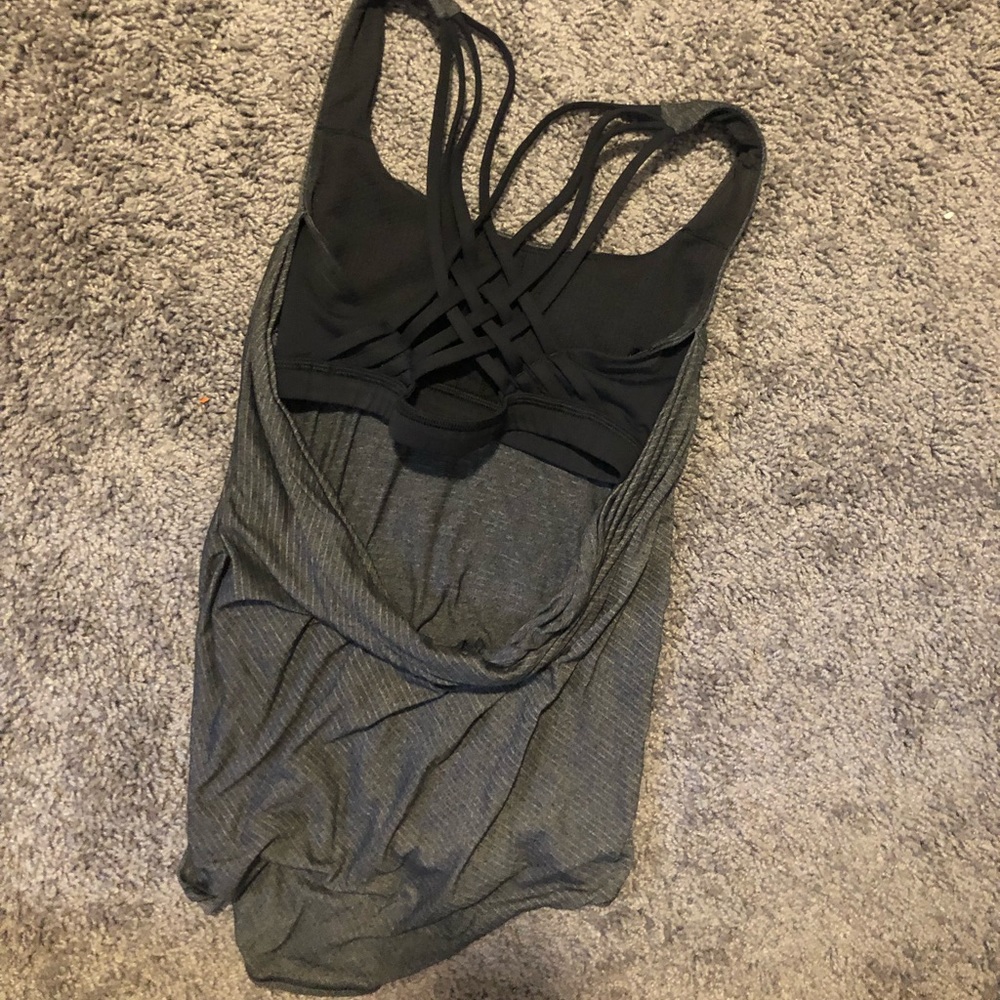Lululemon tank
